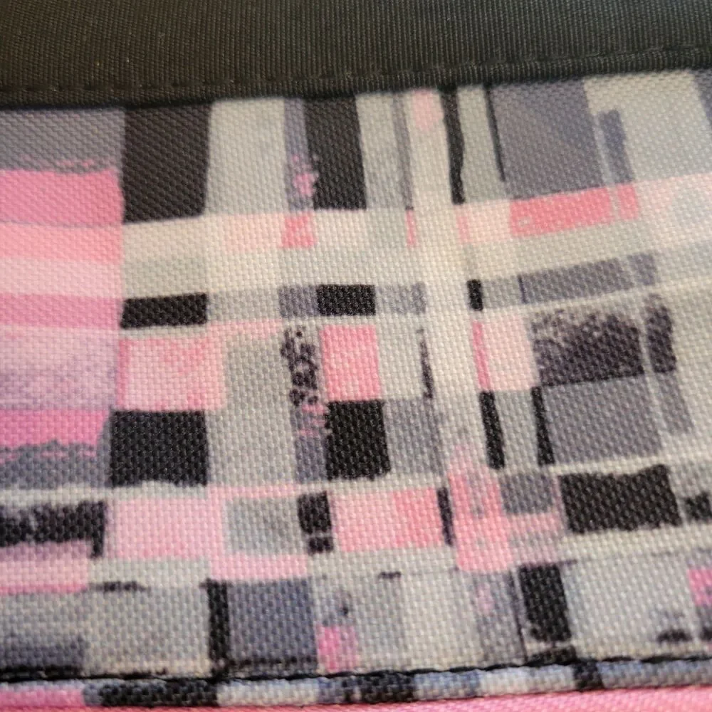 Glove It Wristlet Cell Phone Travel Purse Wallet Pixel‎ Plaid Print